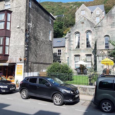 Ground Floor Barmouth Centre Apartment With Garden Exteriör bild