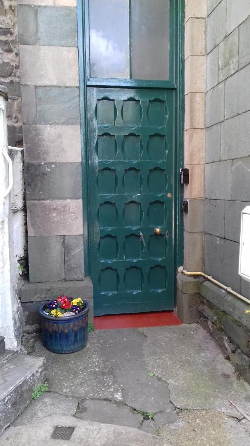 Ground Floor Barmouth Centre Apartment With Garden Exteriör bild